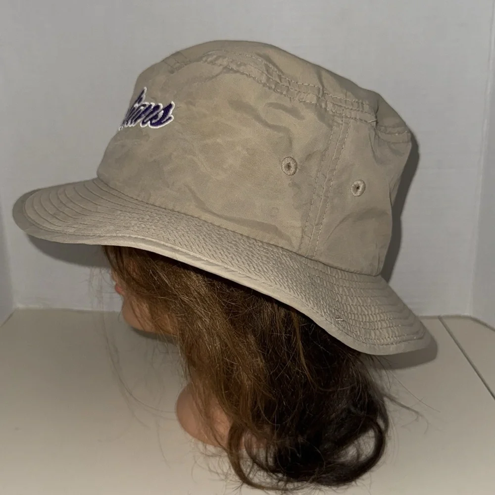 Acrux Cleveland Indians Tan Unisex Bucket Hat with Purple Embroidery Nylon